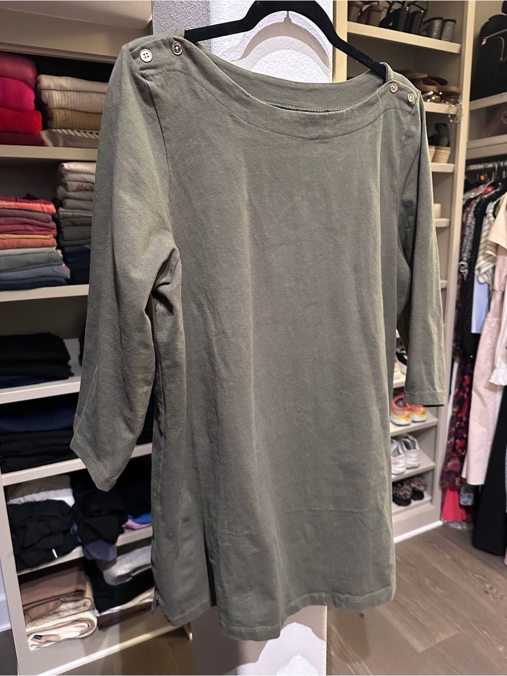 Vintage Olive Green Button Shoulder Boat Neck Tunic (18/20)